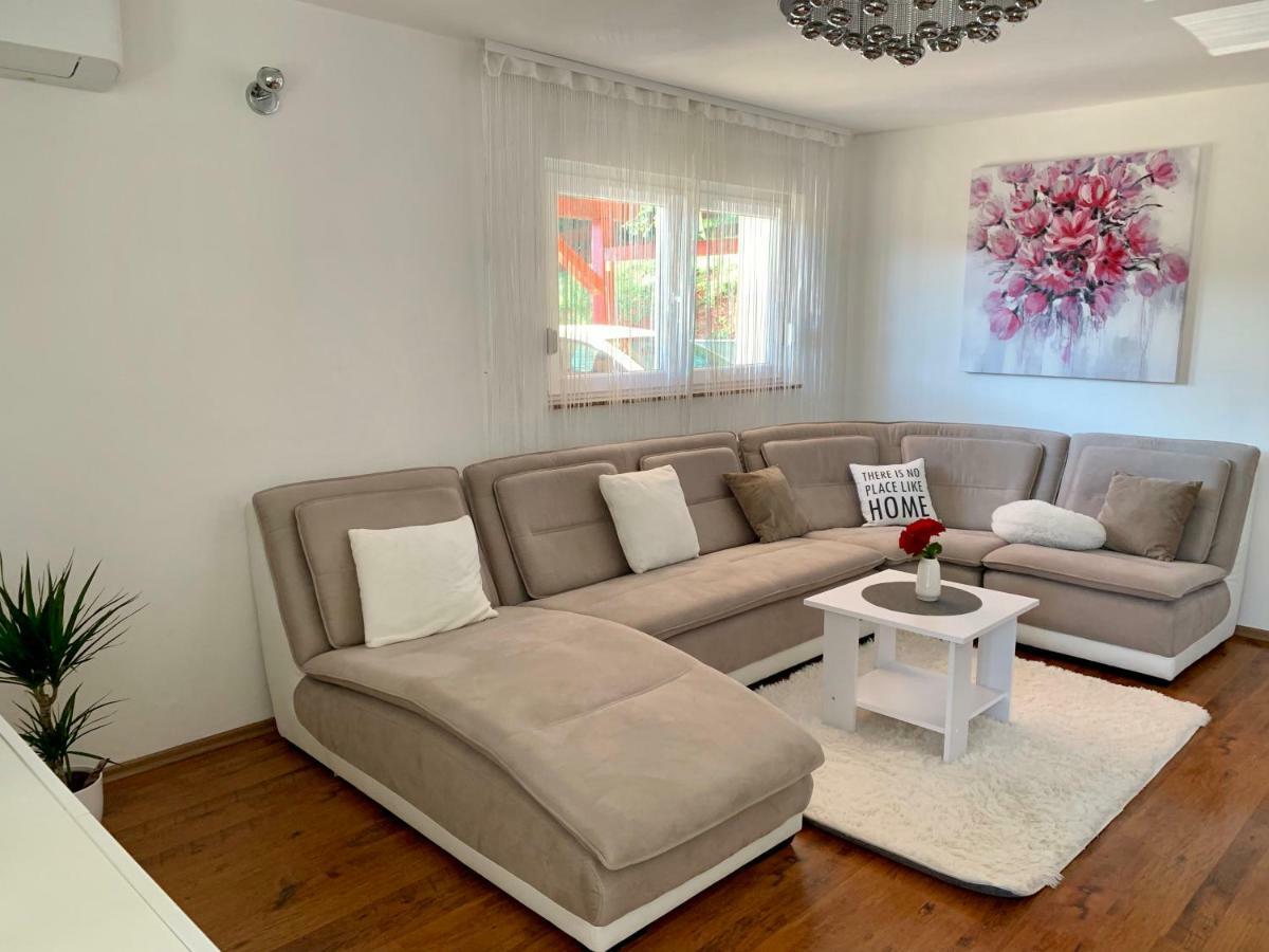 Apartman Korina 오토칵 외부 사진